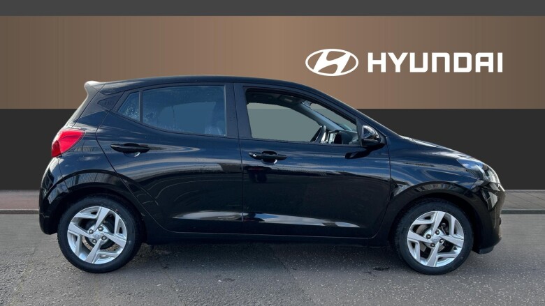 Hyundai i10 1.2 MPi SE Connect 5dr Petrol Hatchback